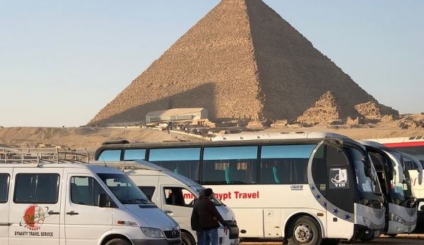 В Египте рядом с туристическим автобусом произошел взрыв