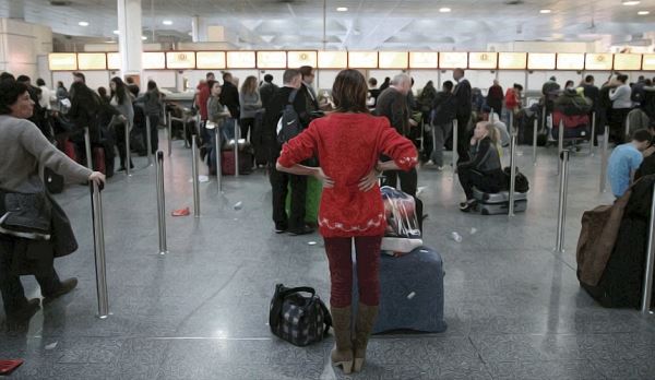 Российским туристам на 14 часов задерживают вылет во Вьетнам
